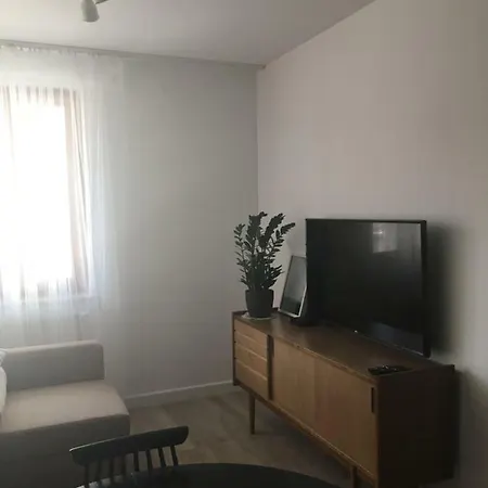 Shoq With Private Parking Apartment Krakow